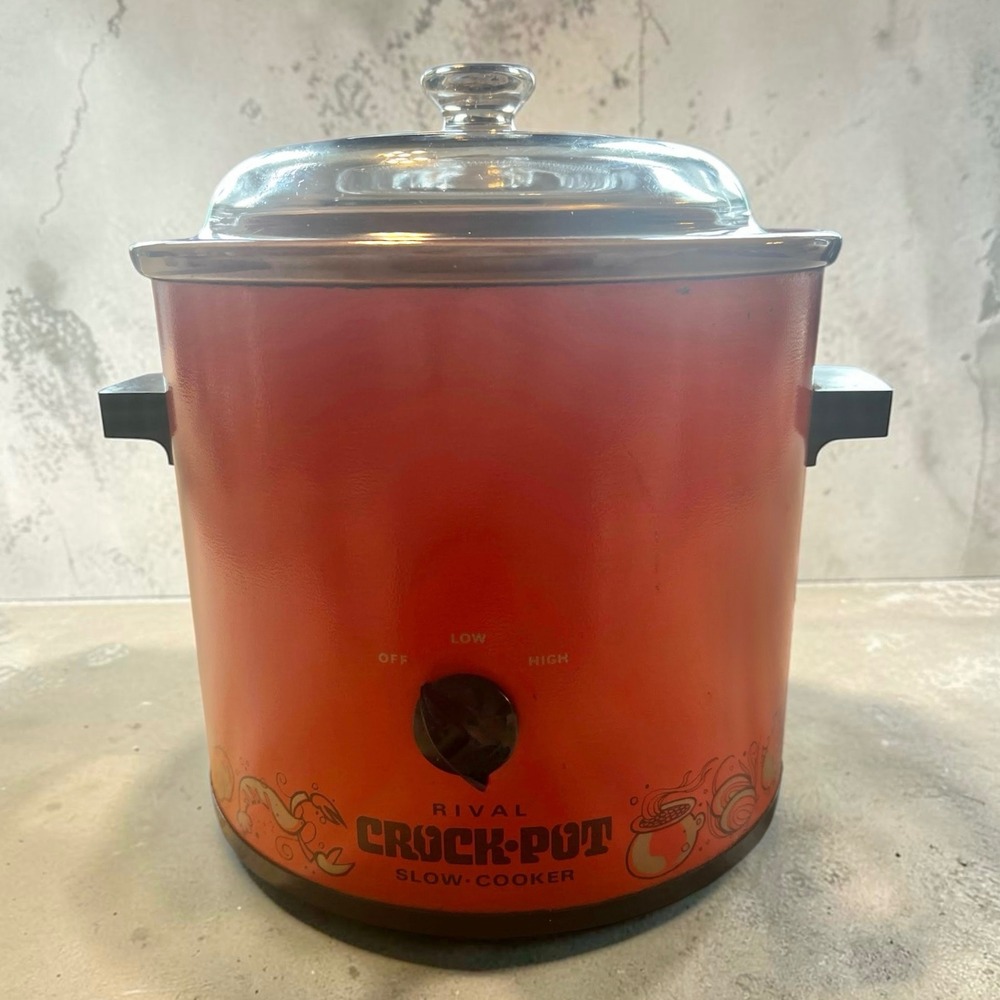 Vintage Rival Crock-Pot Slow Cooker Model 3100/2 Orange Retro Seafood Graphic